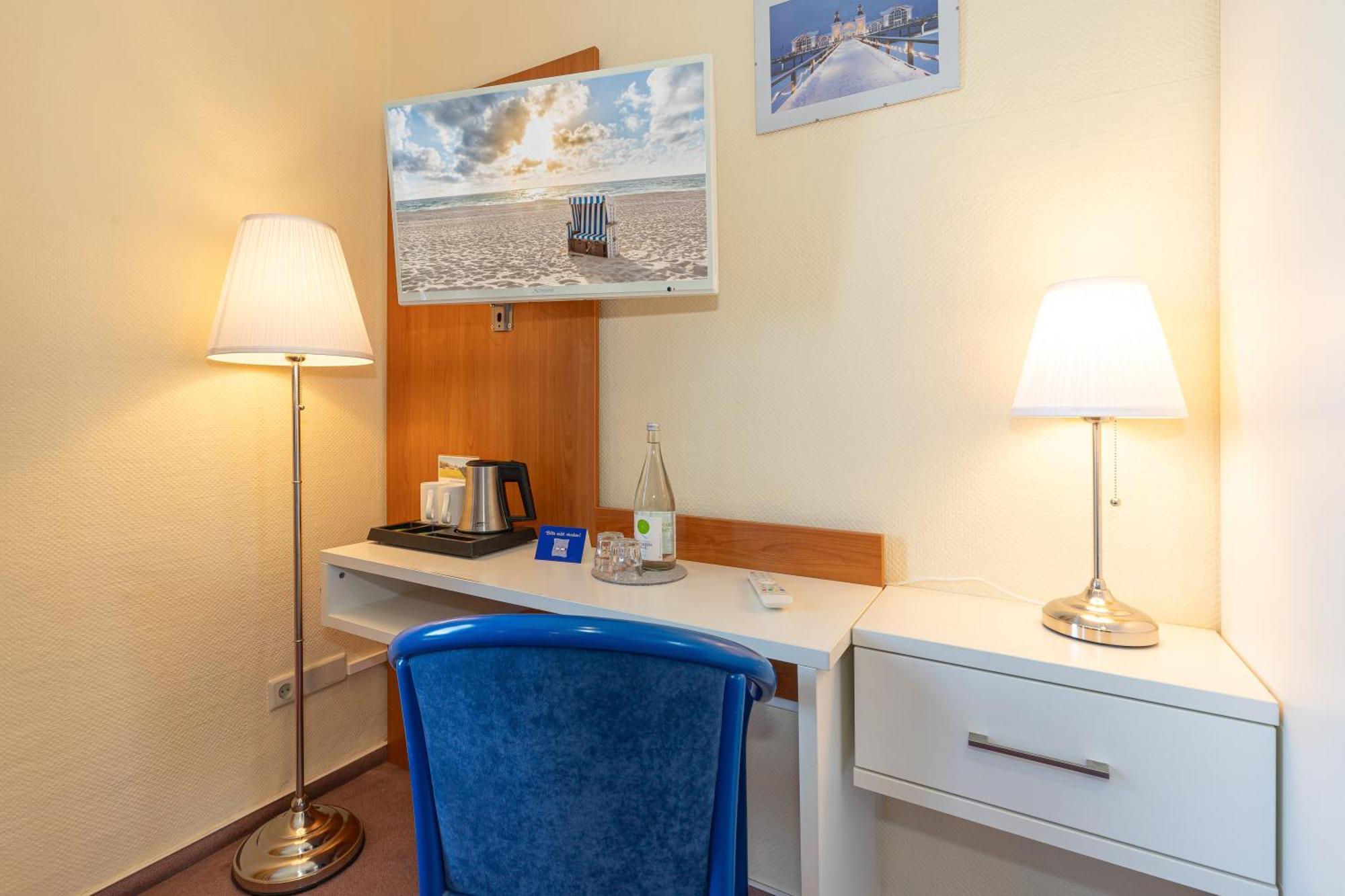 ראלסוויק Hotel Klaus Stoertebeker מראה חיצוני תמונה