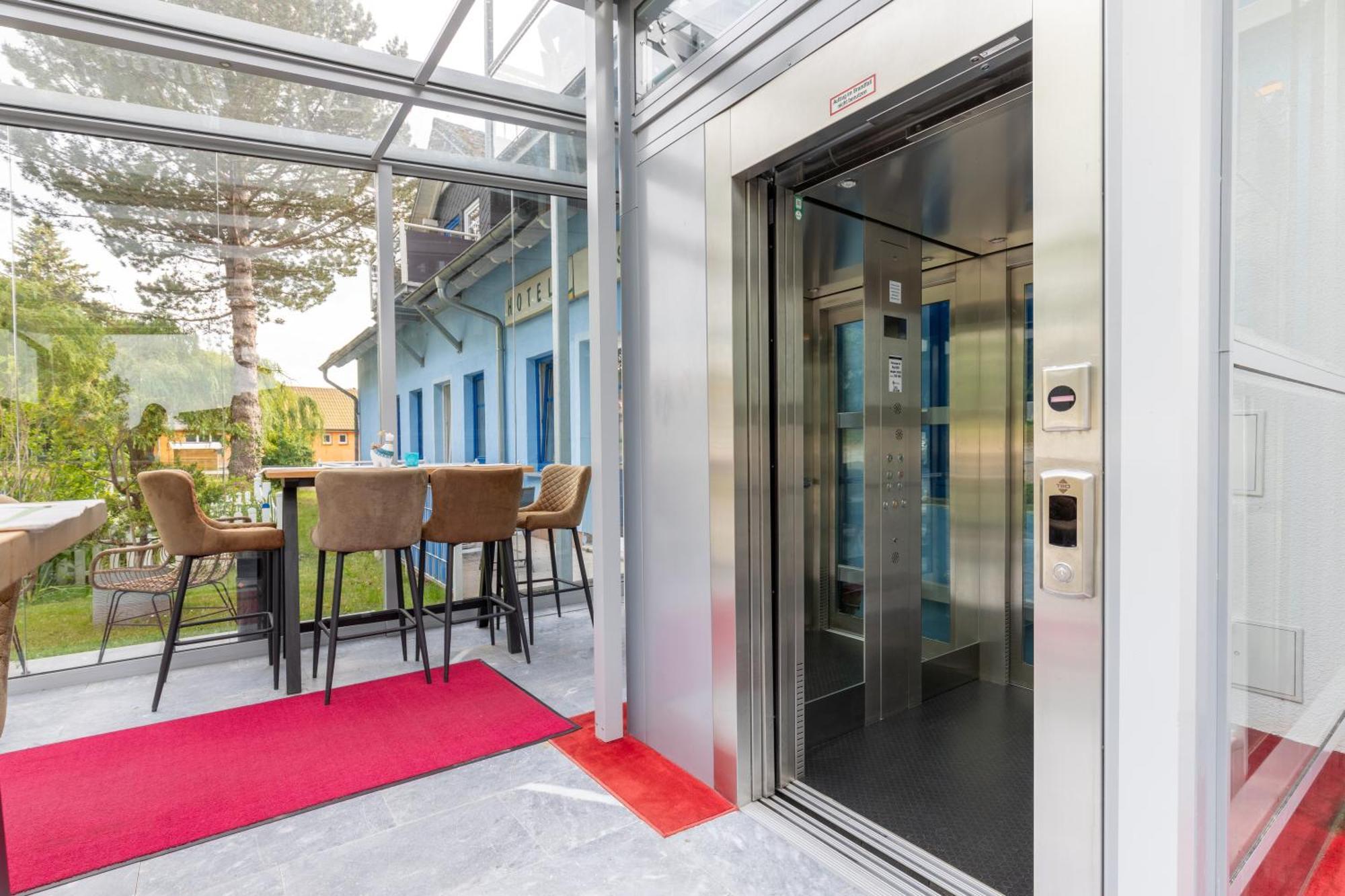 ראלסוויק Hotel Klaus Stoertebeker מראה חיצוני תמונה